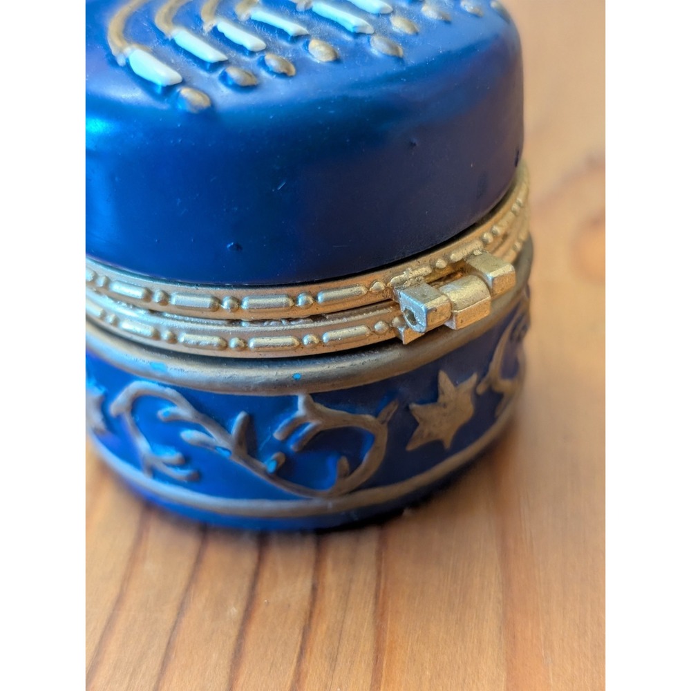 Vintage Limoges Style Blue Chanukah Menorah Trinket Box - Picture 3 of 8